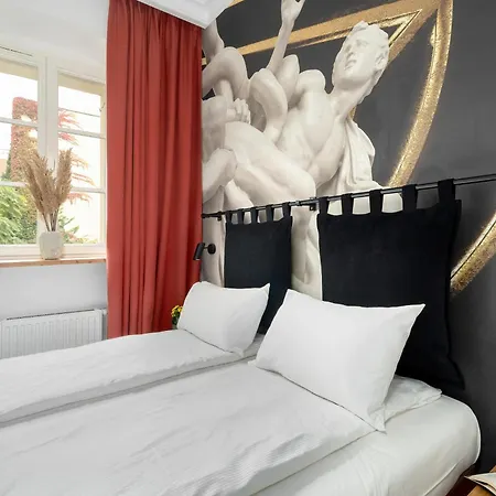 Schoeps By Renters Aparthotel Poznań