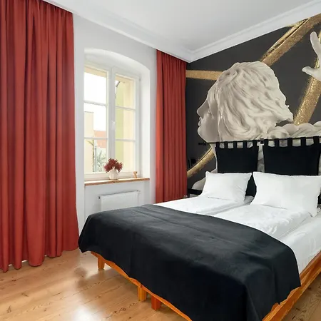 Schoeps By Renters 4* Познань