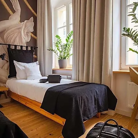 Schoeps By Renters 3*