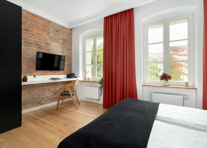 Schoeps By Renters 4* Poznań