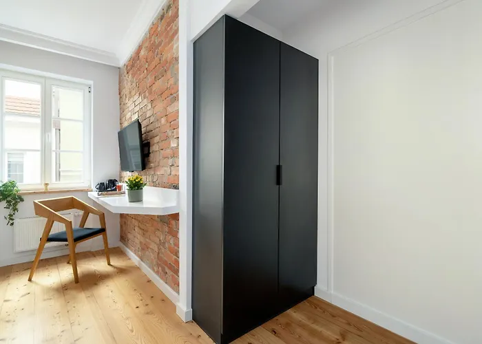 Schoeps By Renters 4* Poznan